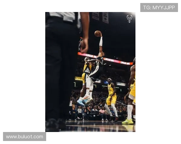 字母哥上演压哨绝杀瞬间定胜负 雄鹿鏖战四节惊险力克步行者 字母哥上演压哨绝杀瞬间定胜负 雄鹿鏖战四节惊险力克步行者